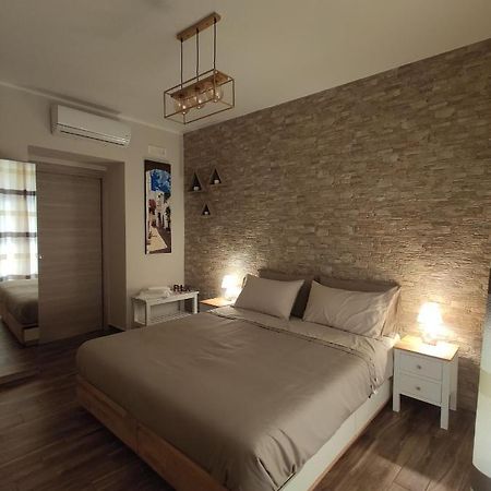 Tizzy Apartment & Rooms Μπάρι Εξωτερικό φωτογραφία