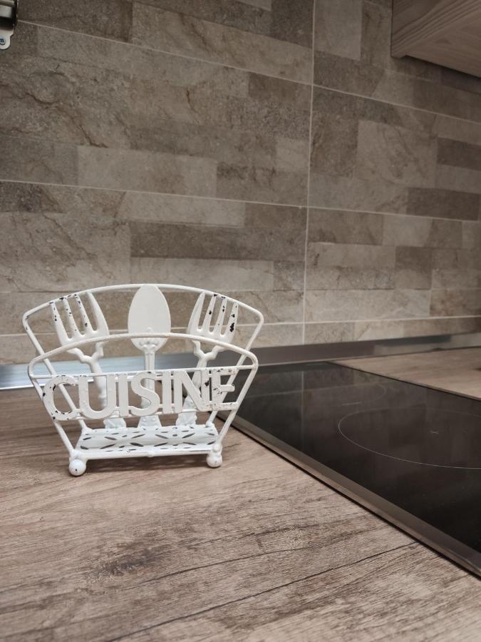 Tizzy Apartment & Rooms Μπάρι Εξωτερικό φωτογραφία