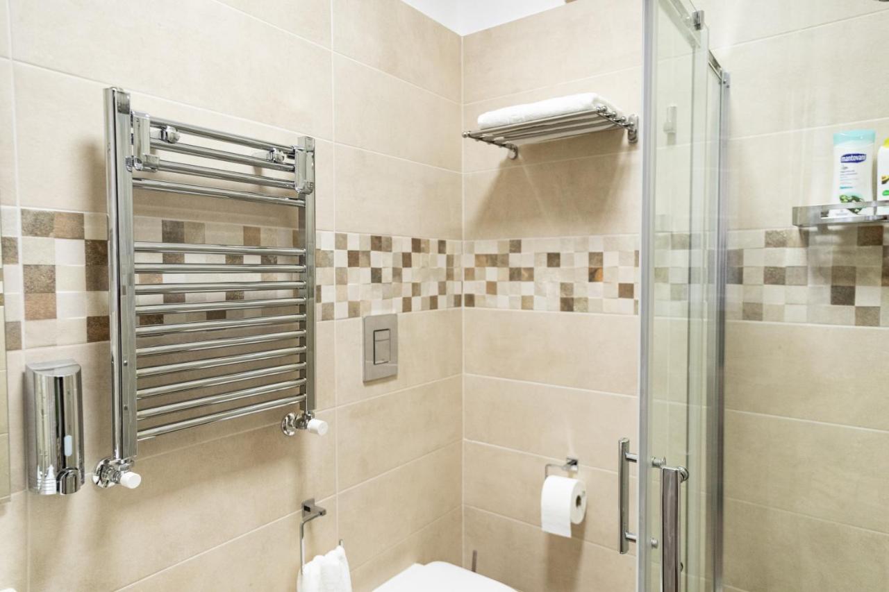 Tizzy Apartment & Rooms Μπάρι Εξωτερικό φωτογραφία