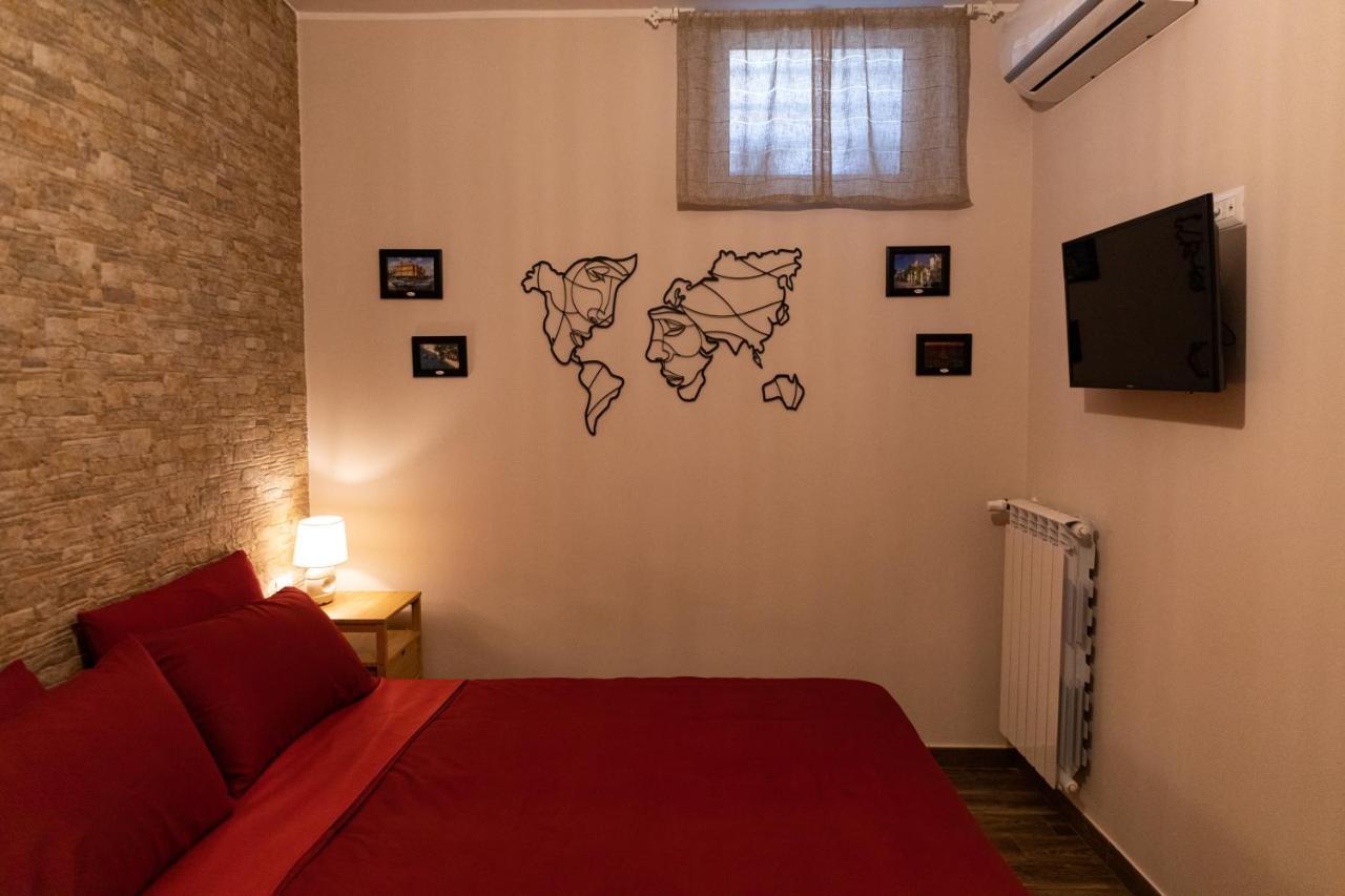 Tizzy Apartment & Rooms Μπάρι Εξωτερικό φωτογραφία