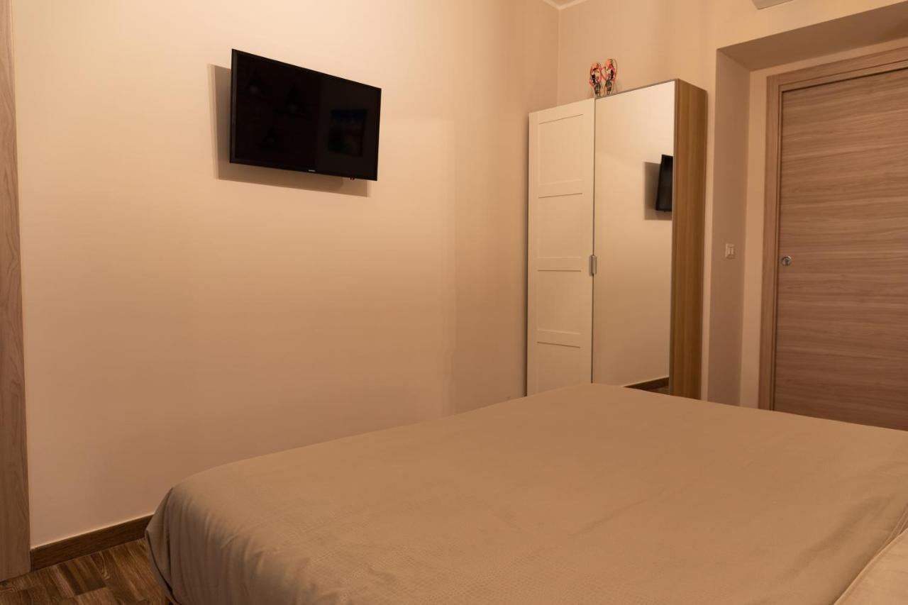 Tizzy Apartment & Rooms Μπάρι Εξωτερικό φωτογραφία